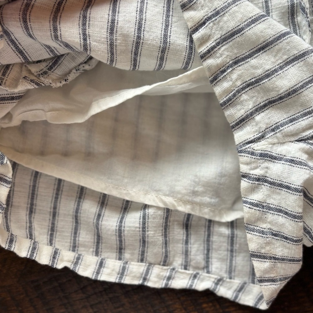 Old Navy White and grayish blue Striped Romper with Crossed Straps - Picture 5 of 8